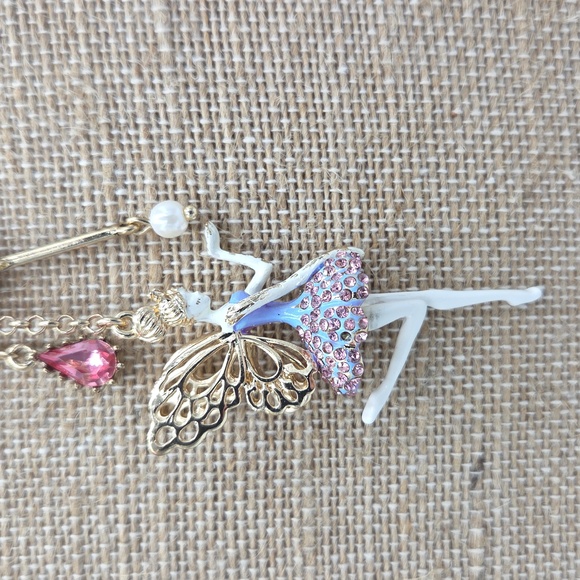 Betsey Johnson Fairy Necklace - Picture 2 of 5